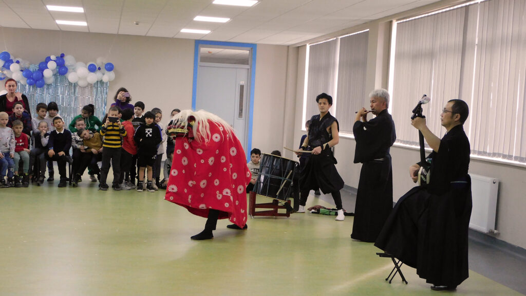 小学校公演｜獅子舞演舞